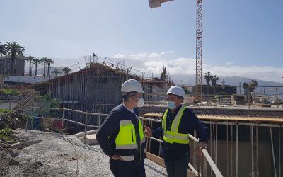Visita técnica a la obra en la nueva piscina